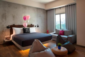 Room in Guest room - Braga Queen Suite with City View